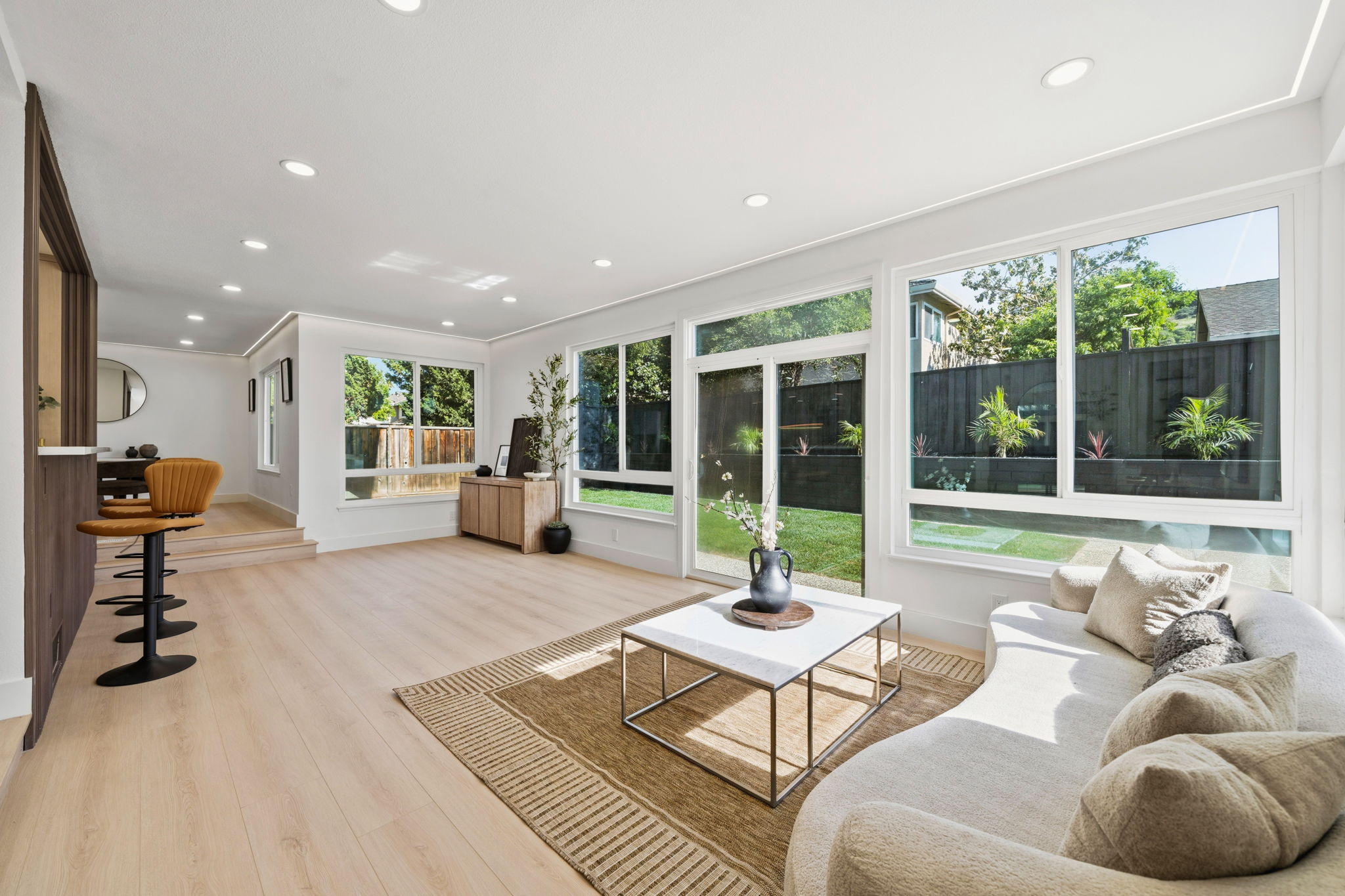 Family Room - Image 1