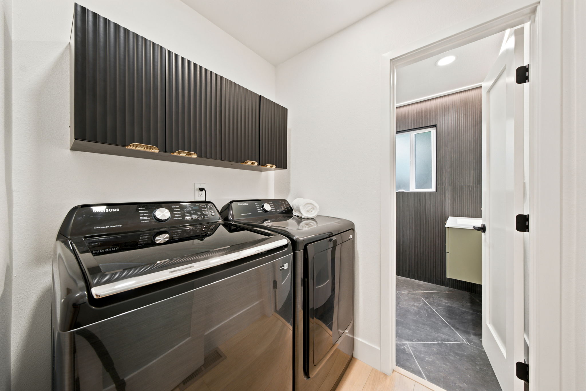 Laundry Room - Image 1