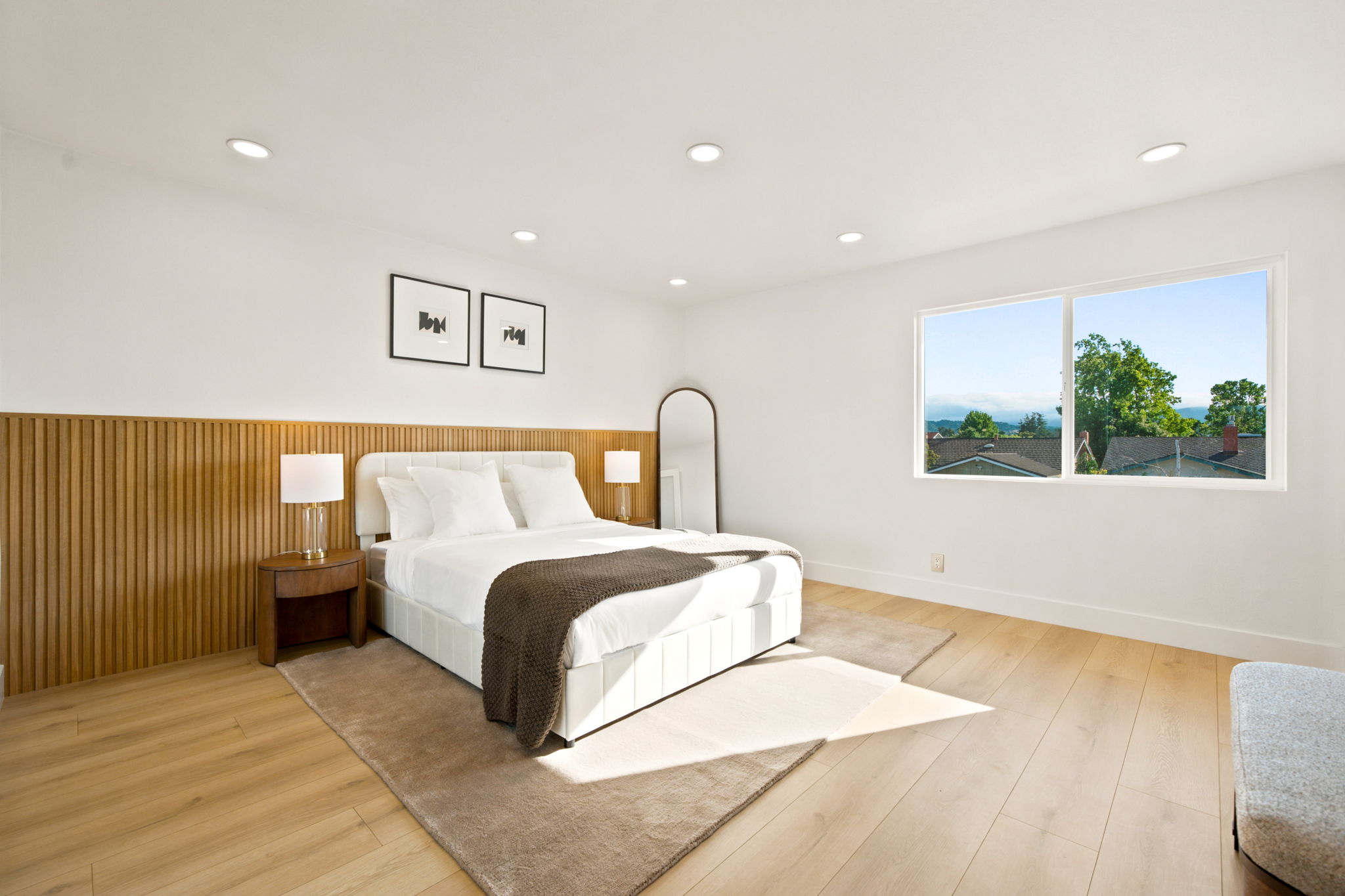 Primary Suite - Image 1